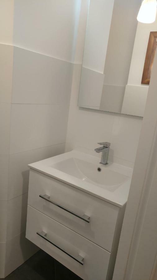 Apartament Wybickiego Apartment Poznan Exterior photo